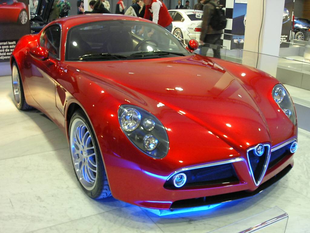 Alfa_Romeo_8c